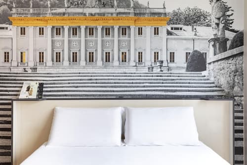 B&B Hotel Como City Center, Miscellaneous