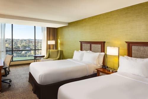Holiday Inn Austin -Town Lake by IHG, Room