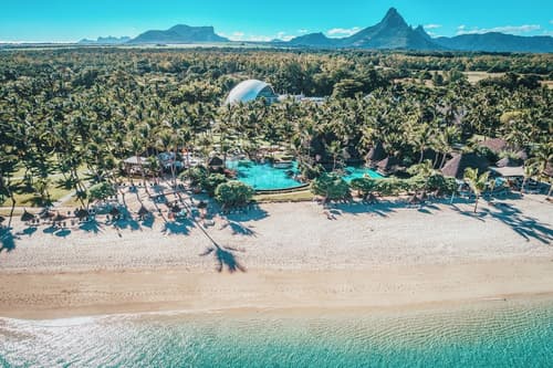 La Pirogue Mauritius, Primary image