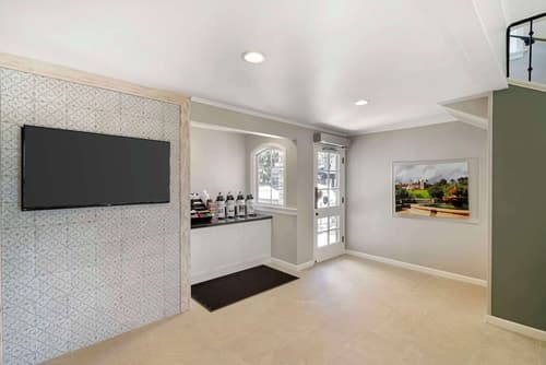 Best Western Plus Santa Barbara, Lobby