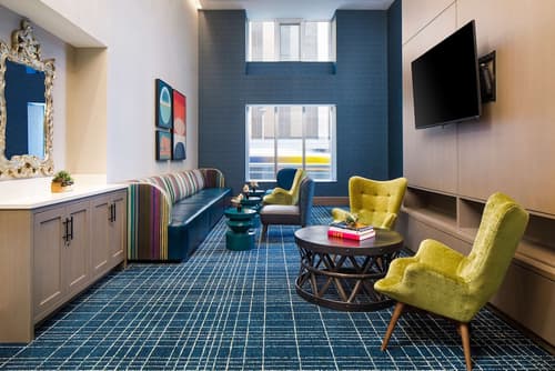 Hyatt Centric Downtown Minneapolis, Lobby