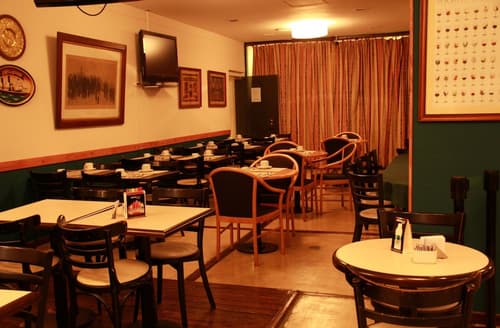 Mayflower Suites, Breakfast area