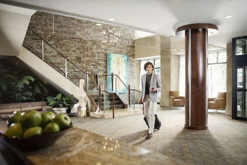 Metterra Hotel on Whyte, Lobby