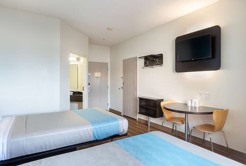 Motel 6 Page, AZ, Room