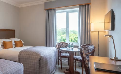 Temple Gate Hotel, Room