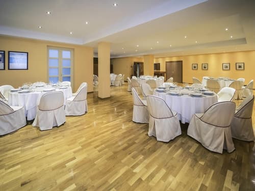 Mercure Carlton Rioja, Indoor wedding