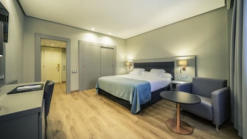 Mercure Carlton Rioja, Room