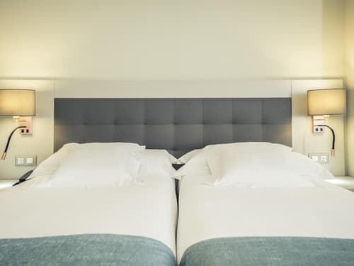 Mercure Carlton Rioja, Primary image