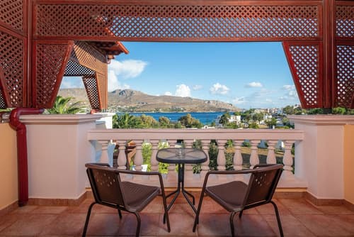 Crithoni's Paradise Hotel, Balcony