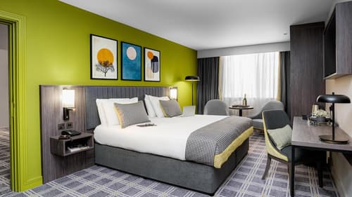 The Plaza Hotel, Room