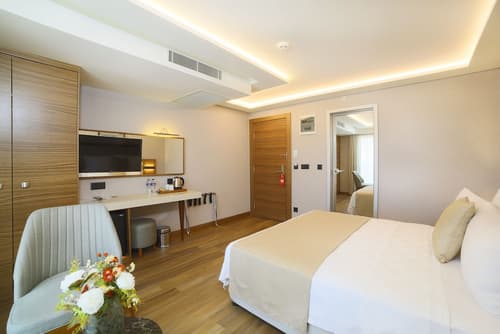Erboy Hotel, Room