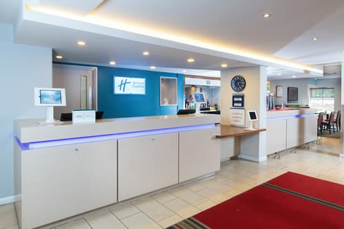 Holiday Inn Express Birmingham - Oldbury by IHG, Reception