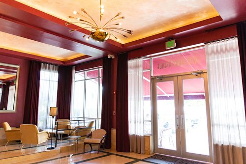 Crest Hotel Suites, Interior entrance