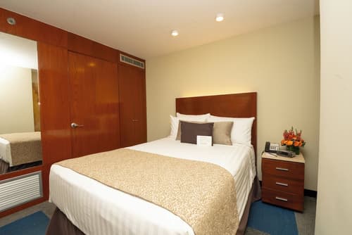 Emporio Reforma, Room