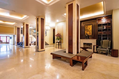 Emporio Reforma, Lobby sitting area