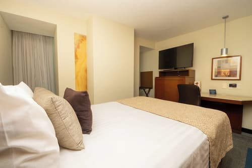 Emporio Reforma, Room