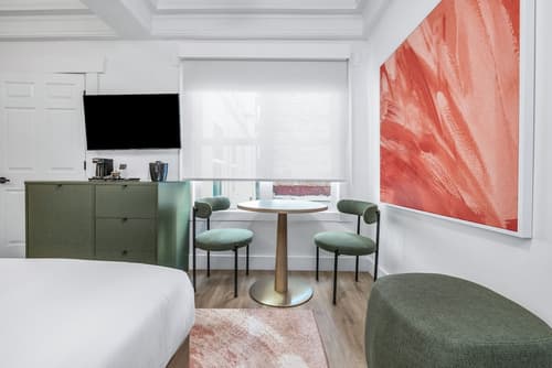 Nob Hill Hotel, Room