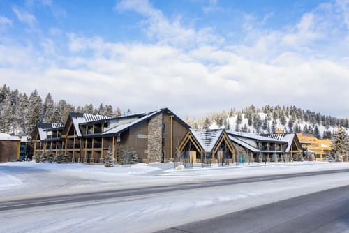 Forest Park Hotel, Front of property