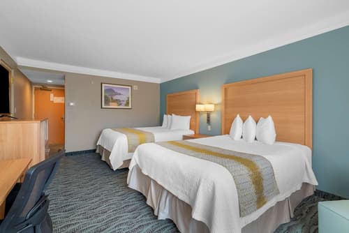 Best Western Plus Executive Court Inn & Conference Center, Room
