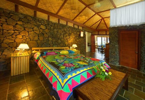 Coconuts Beach Club Resort & Spa, Room