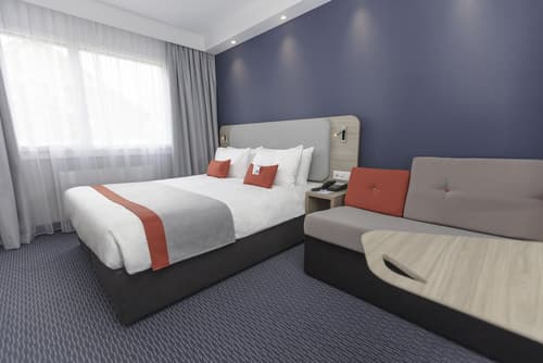 Holiday Inn Express Luzern - Neuenkirch by IHG, Room