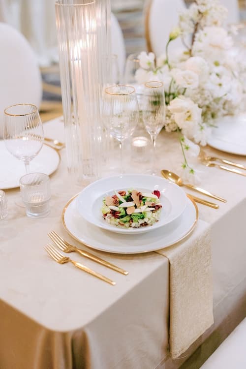 Martinique New York on Broadway, Curio Collection by Hilton, Reception