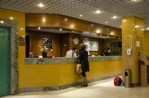 Hotel VIP Inn Berna, Reception