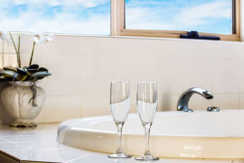 Comfort Inn On Raglan, Room