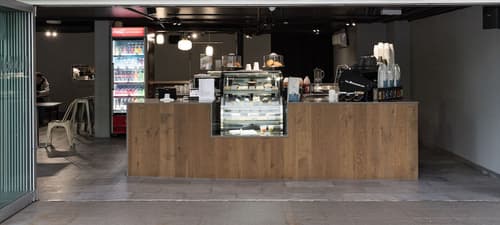 Punthill Spring Hill, Restaurant