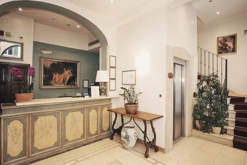 Hotel Galileo, Reception