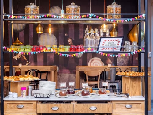 ibis Styles Szczecin Stare Miasto, Miscellaneous