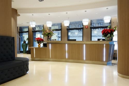 Hotel Pedro I de Aragón, Reception