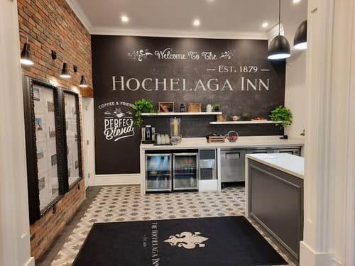 Hochelaga Inn, Reception