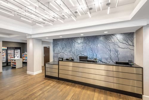 DoubleTree by Hilton Denver Cherry Creek, Reception