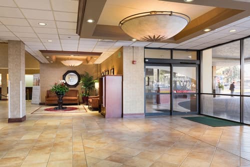 Holiday Inn Sacramento Downtown-Arena by IHG, Interior entrance