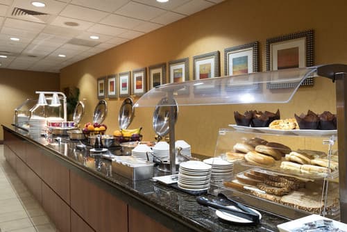 Holiday Inn Sacramento Downtown-Arena by IHG, Breakfast meal