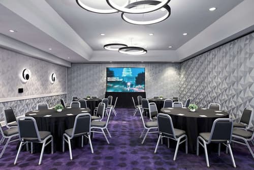 YOTEL Washington DC, Property amenity