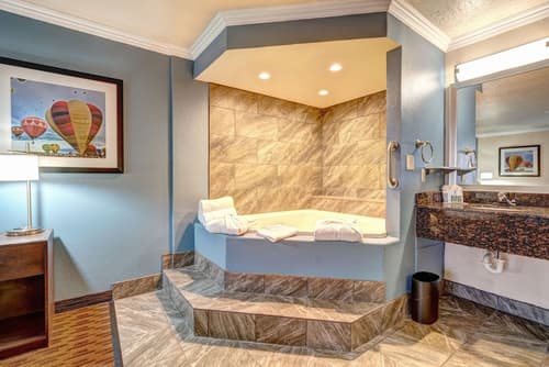 Best Western Airport Albuquerque InnSuites Hotel & Suites, Room
