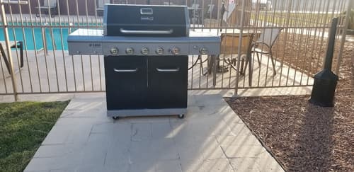 Best Western Airport Albuquerque InnSuites Hotel & Suites, BBQ/picnic area