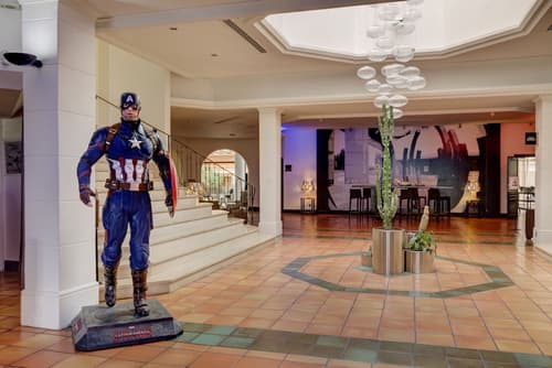 Hôtel Arles Plaza, Lobby sitting area