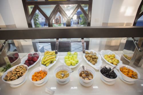 El Minzah Hotel, Breakfast buffet