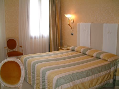 Hotel Principe, Room