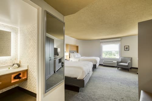 Holiday Inn Mobile-Dwtn/Hist. District by IHG, Room