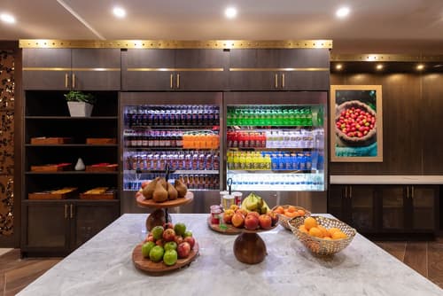 Westgate New York Grand Central, Breakfast area