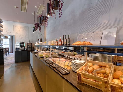 Mercure Hotel Wuerzburg Am Mainufer, Breakfast area