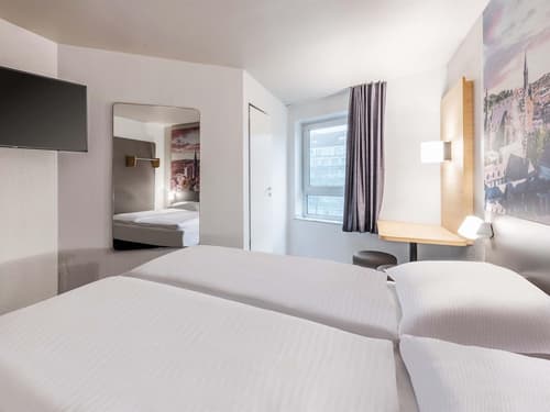 B&B Hotel Aachen-Hbf, Room