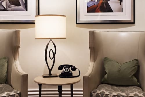 The Beverly Hills Hotel, Lobby sitting area