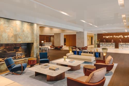 Fairmont Golden Prague, Lobby