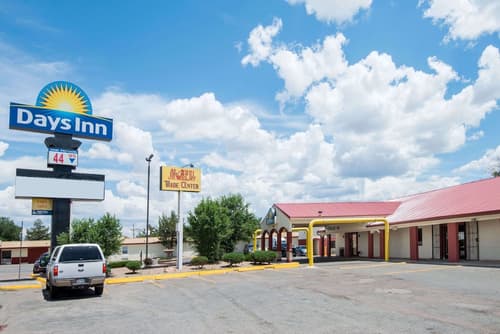 Days Inn by Wyndham Gallup, Primary image