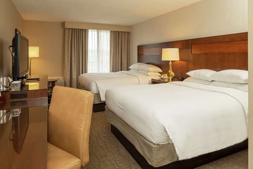 DoubleTree by Hilton Pittsburgh - Green Tree, Room